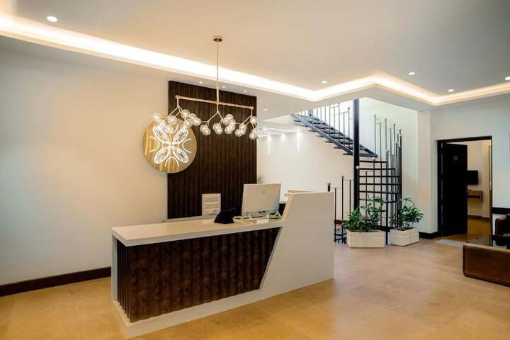 Aroma Hills Resort