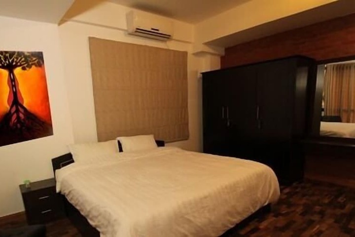 Room 28 of 78