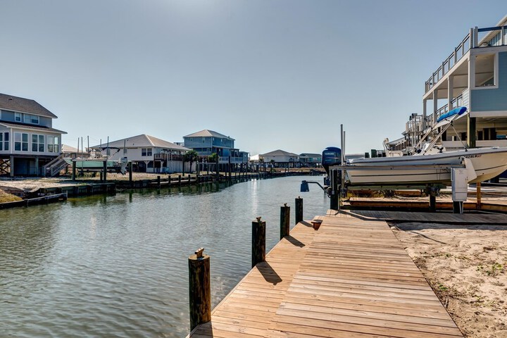 Property Grounds 77 of 91