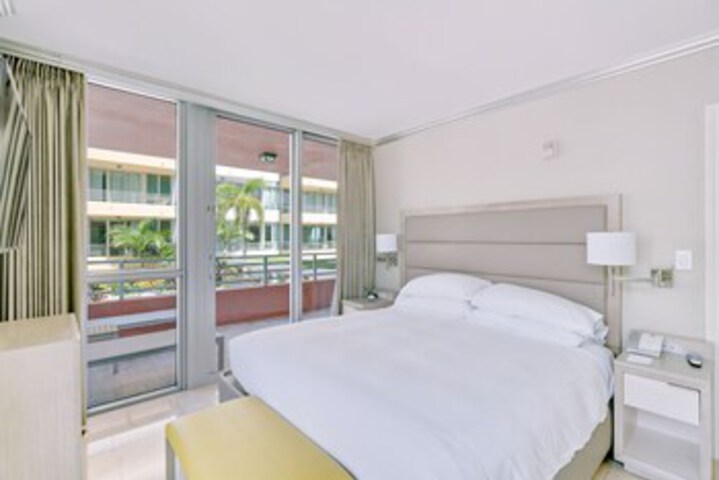 Room 309 of 318