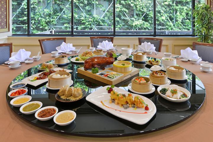 Dining 74 of 125