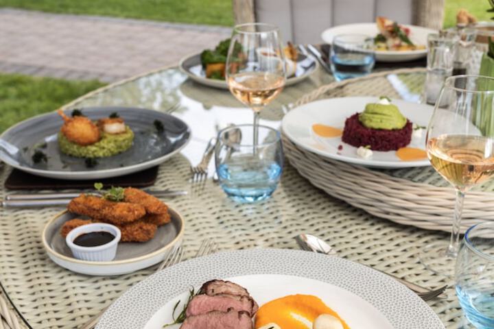 Dining 73 of 94