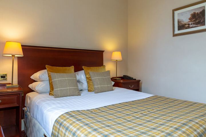 Room 42 of 116