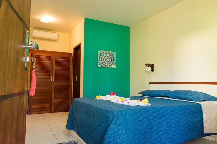 Room 3 of 41