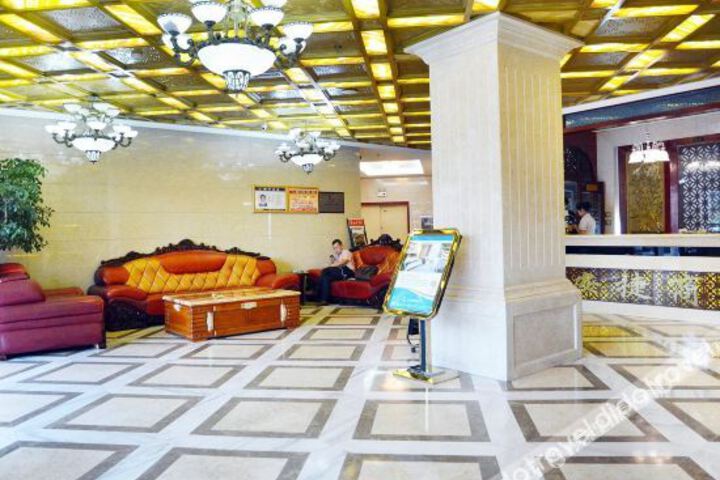 Hotel Interior 11 of 22