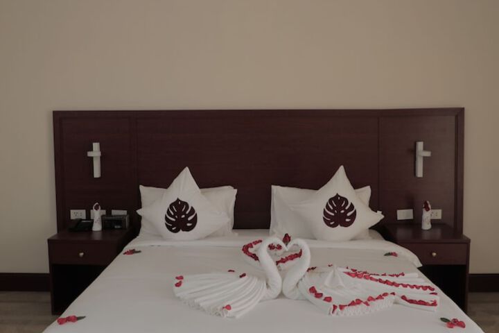 Room 3 of 13