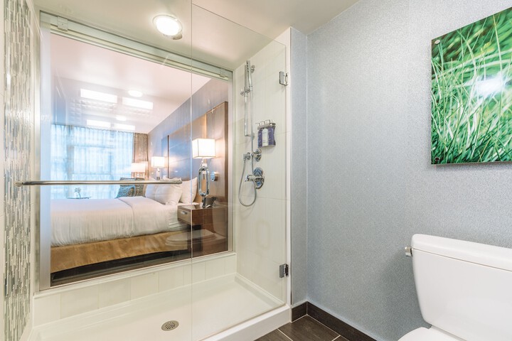 Room 45 of 80