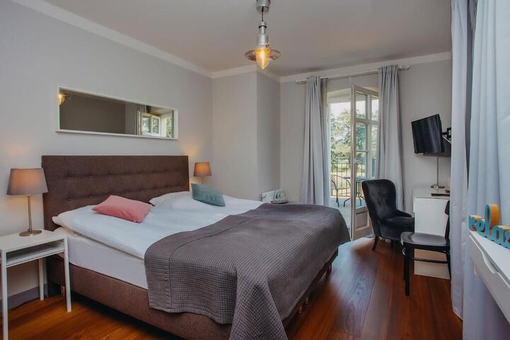 Room 21 of 57
