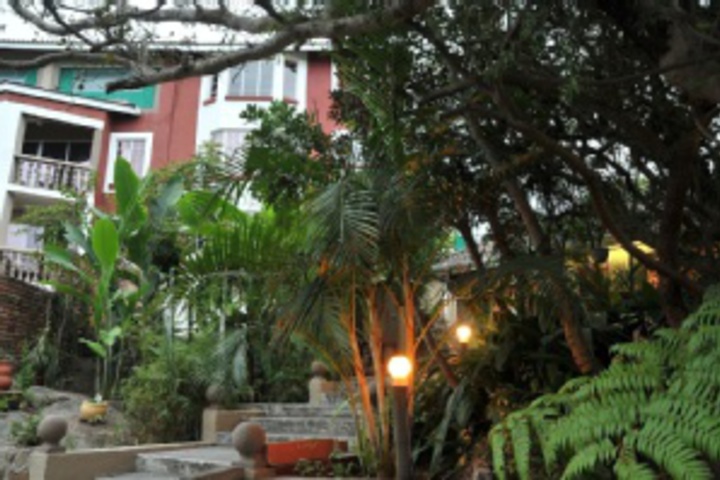 Hotel Exterior 32 of 168