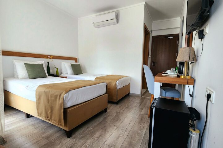 Room 13 of 67