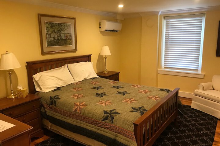 Room 31 of 64