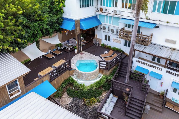Hotel 157 of 171