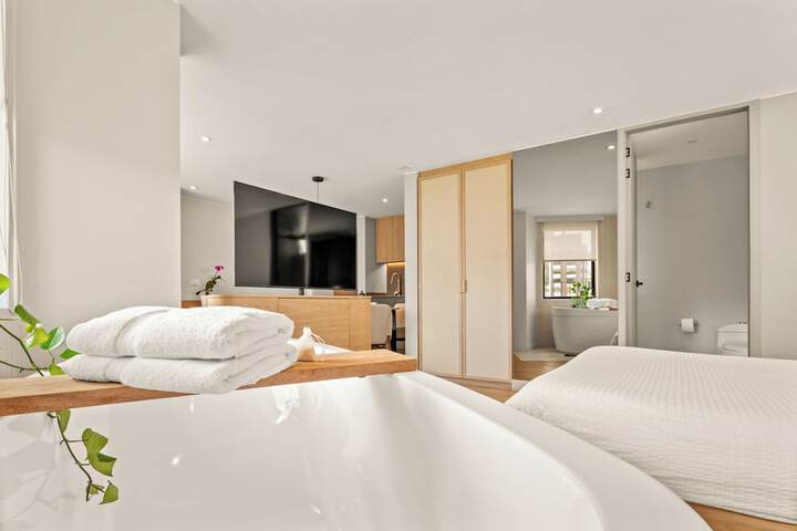 Room 36 of 59