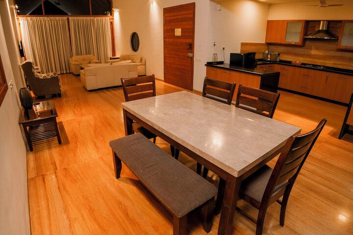Room 54 of 147