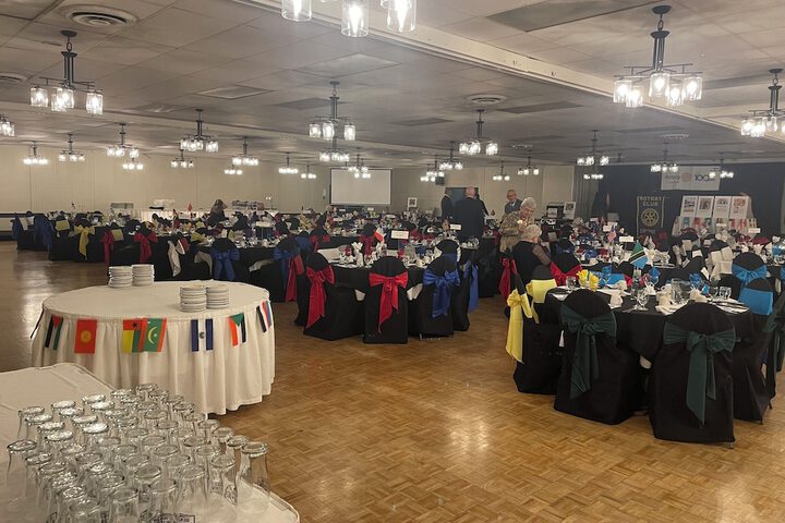 Ballroom/Hall 68 of 81