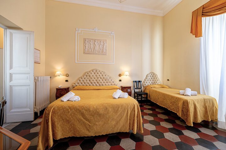Room 38 of 125