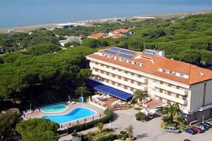 Hotel 49 of 50