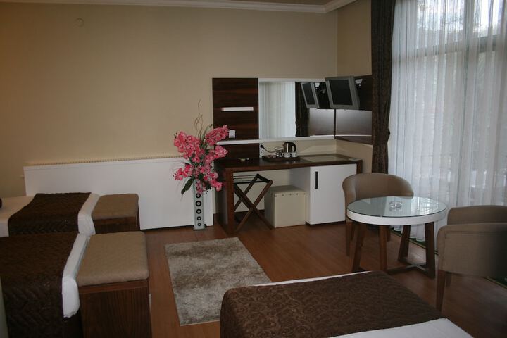 Room 9 of 62