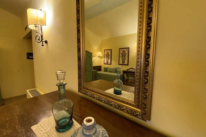 Room 16 of 80