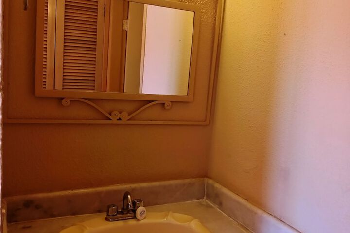Clean Restrooms