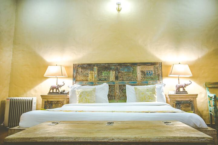 Room 7 of 65