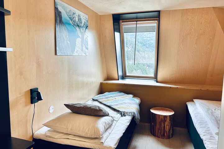 Room 10 of 59