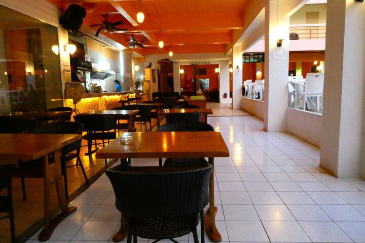 Hotel 64 of 67