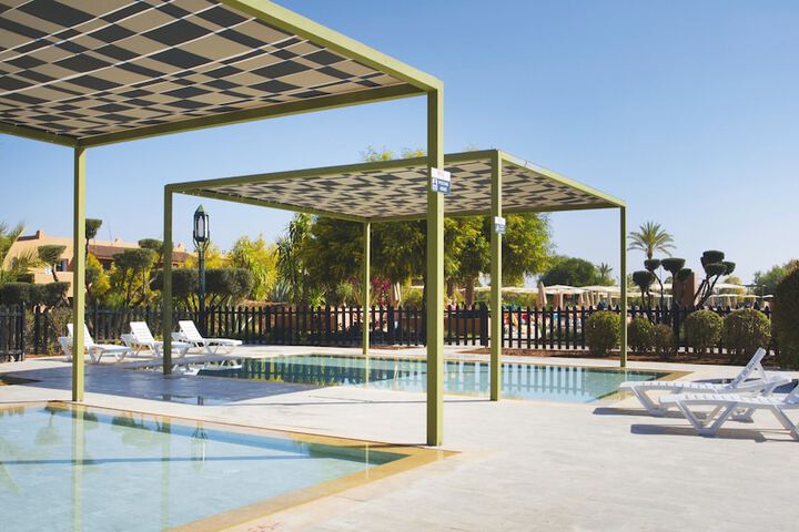 Hotel with Pool