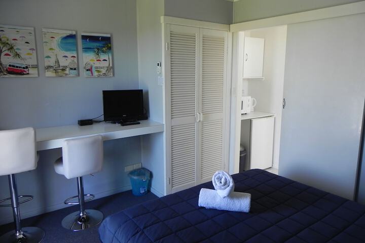 Room 8 of 31