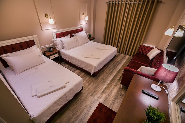 Room 9 of 55