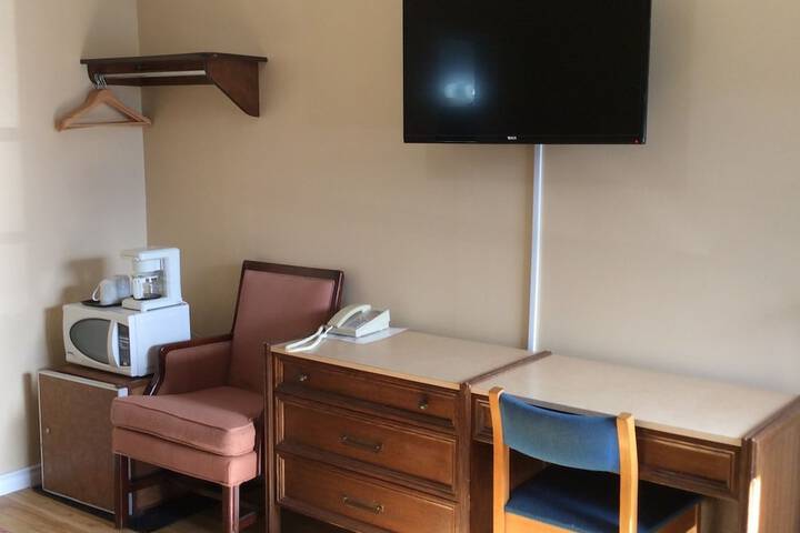 Room 21 of 45