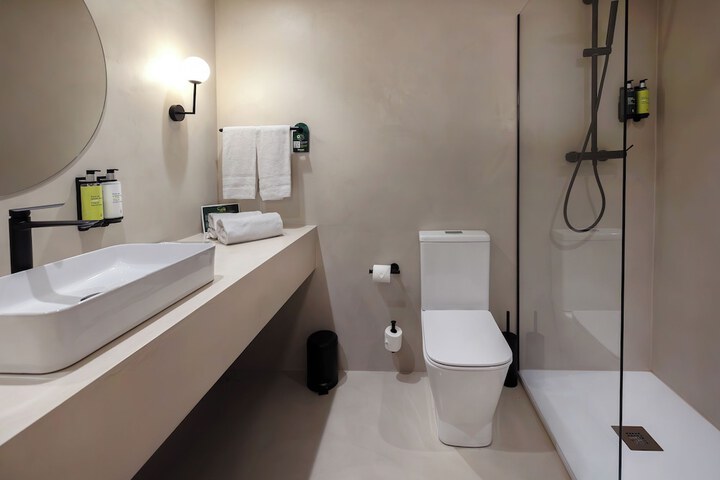 Bath Photo