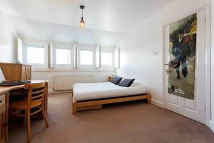 Room 7 of 26