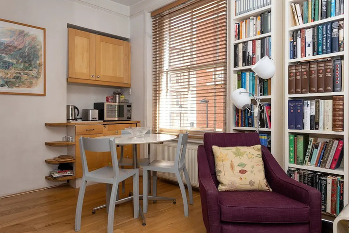 Exterior of Central London 1 Bedroom Flat