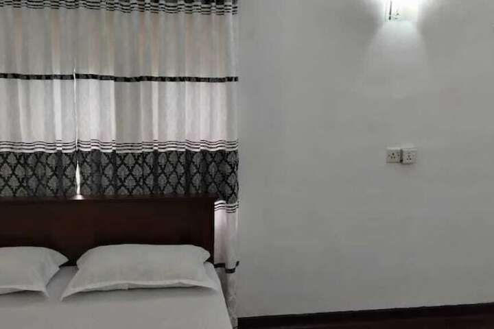 Room 22 of 59