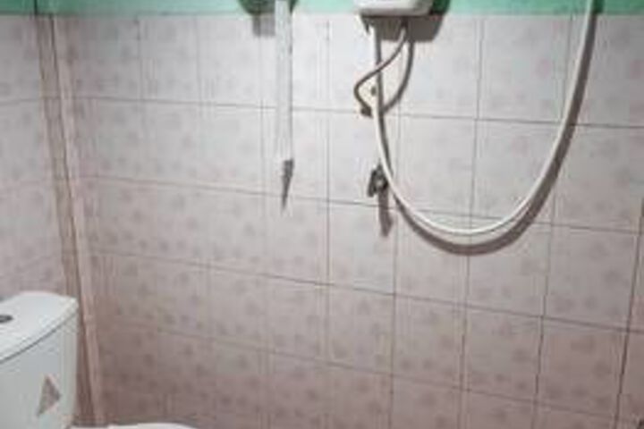 Room 3 of 27