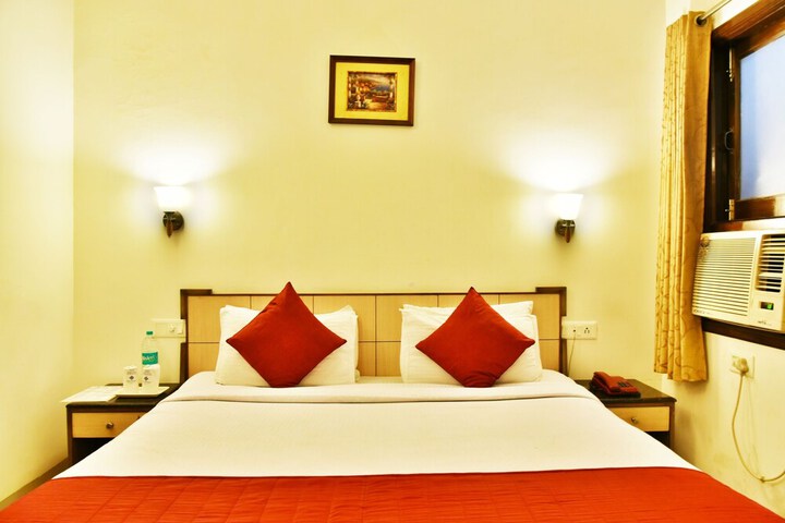 Room 7 of 29