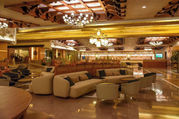 Hotel Lobby