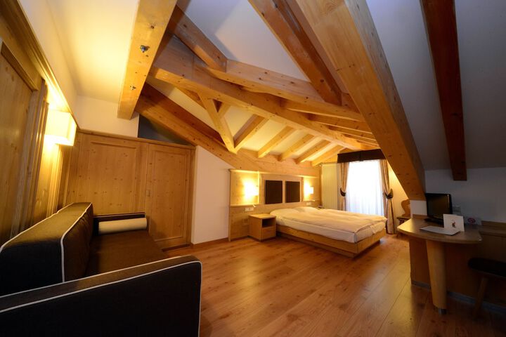 Room 15 of 92