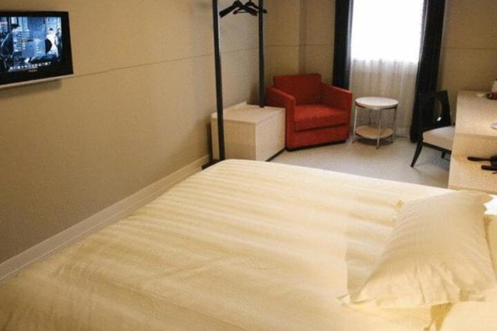 Photo 24