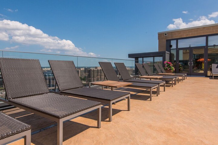 Sundeck