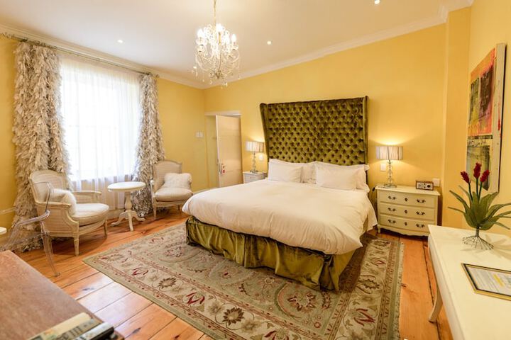 Room 3 of 46
