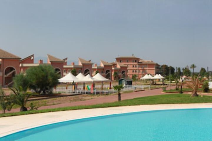 Pool 17 of 64