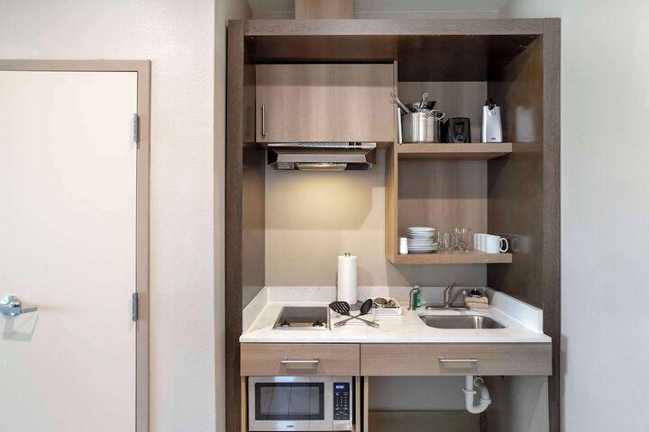Private kitchenette