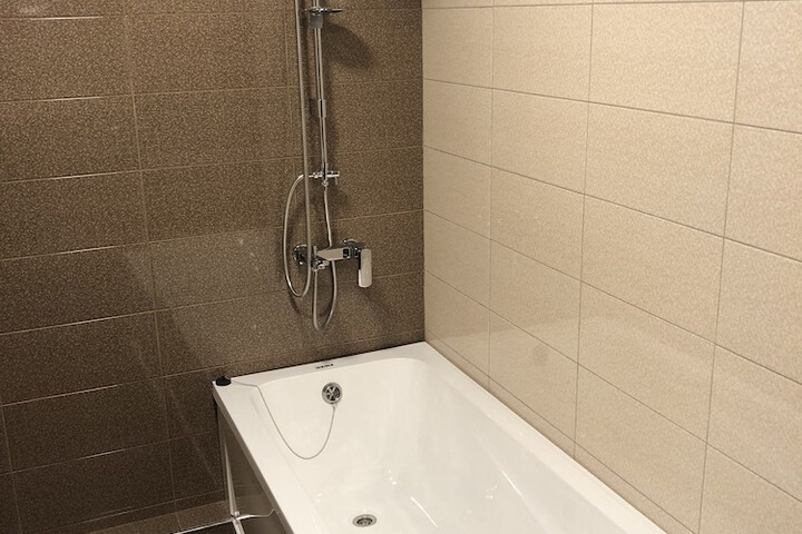 Room 26 of 32