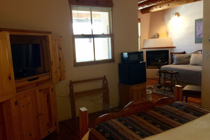 Room 46 of 82
