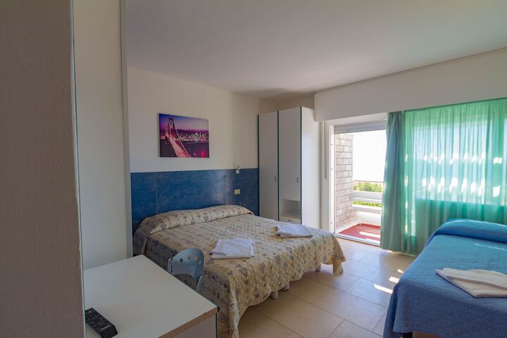 Room 18 of 42