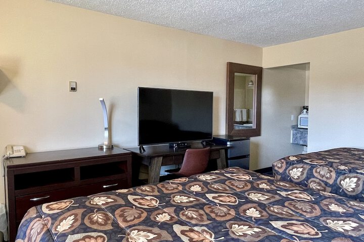 Room 13 of 60