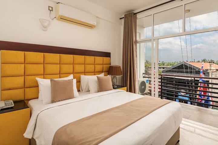 Room 10 of 46