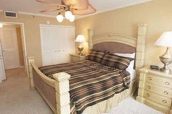 Room 43 of 171